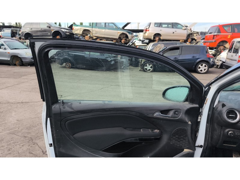 Recambio de luna delantera izquierda para opel adam (m13) 1.4 referencia OEM IAM 13352284  