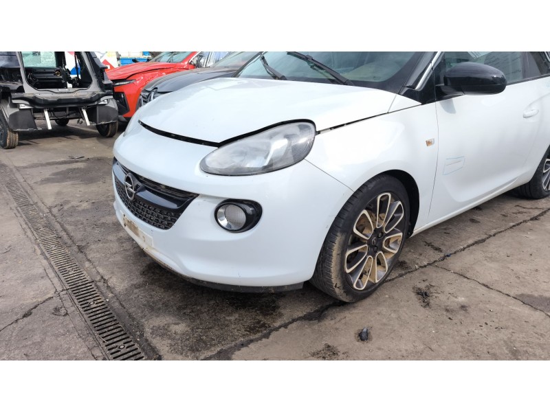 Recambio de paragolpes delantero para opel adam (m13) 1.4 referencia OEM IAM 13355266  
