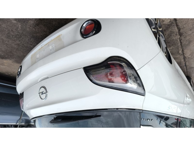 Recambio de piloto trasero izquierdo para opel adam (m13) 1.4 referencia OEM IAM 39177859  