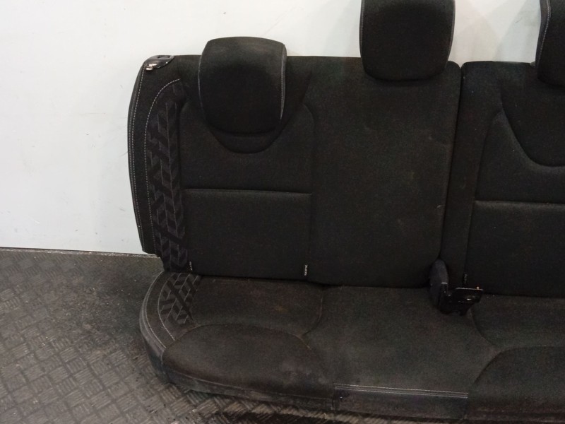 Recambio de asientos traseros para mercedes-benz clase c (w203) c 220 cdi (203.006) referencia OEM IAM 880004363R  