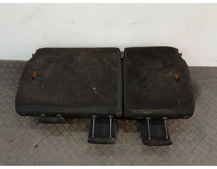 Recambio de asientos traseros para mercedes-benz clase c (w203) c 220 cdi (203.006) referencia OEM IAM 880004363R  
