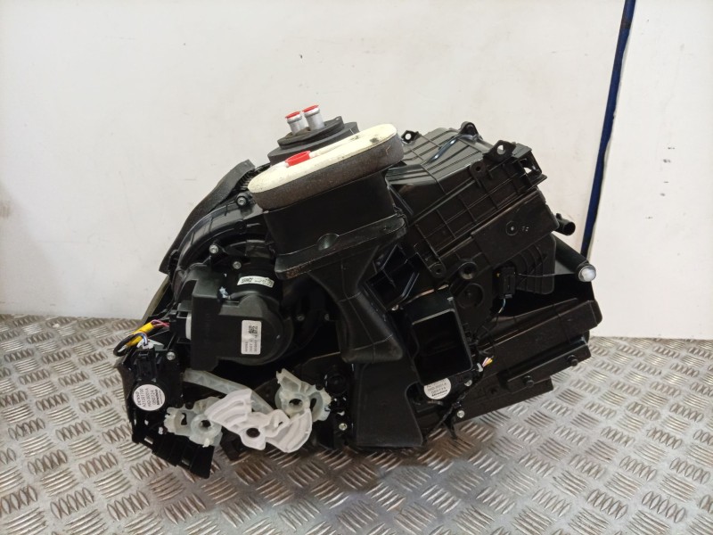 Recambio de calefaccion entera normal para renault captur ii (hf_) tce 160 (hfn1) referencia OEM IAM 272107144R  