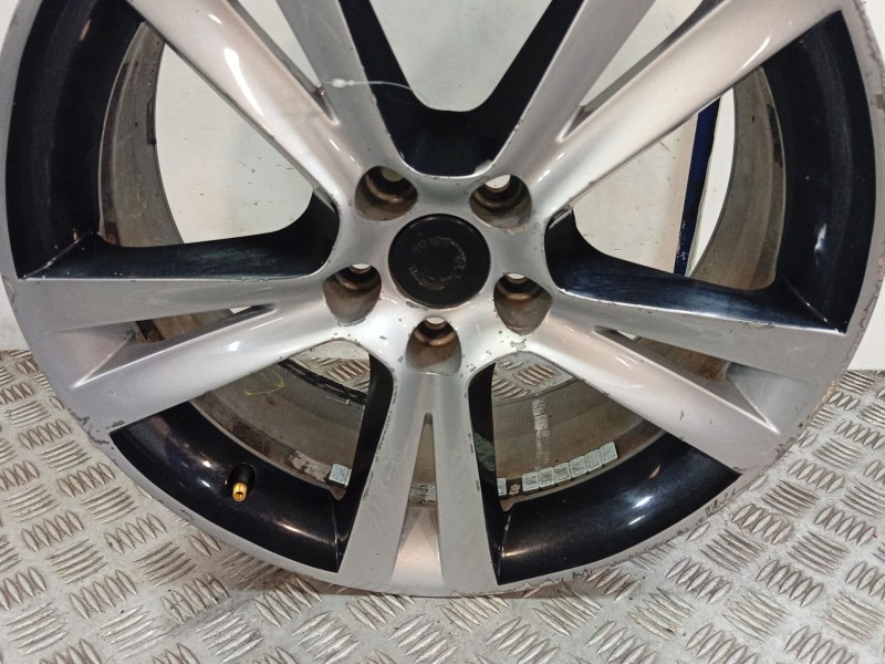 Recambio de llanta para seat ibiza iv (6j5, 6p1) 1.9 tdi referencia OEM IAM 6J0601025C  
