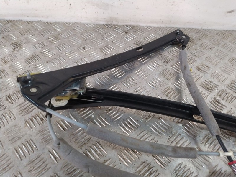 Recambio de elevalunas delantero derecho para volkswagen polo v (6r1, 6c1) 1.4 tdi referencia OEM IAM 0130822531  