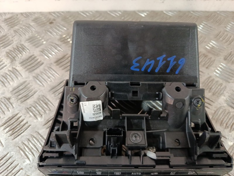 Recambio de mando climatizador para renault captur ii (hf_) tce 160 (hfn1) referencia OEM IAM 4626570  