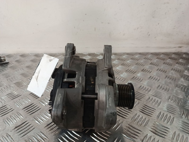 Recambio de alternador para renault clio iv (bh_) 0.9 tce 90 referencia OEM IAM 231006007R  