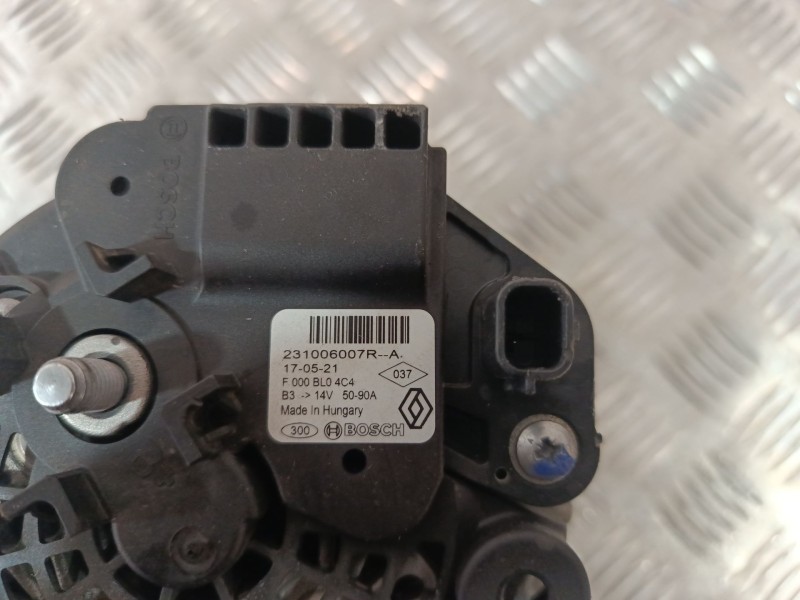 Recambio de alternador para renault clio iv (bh_) 0.9 tce 90 referencia OEM IAM 231006007R  