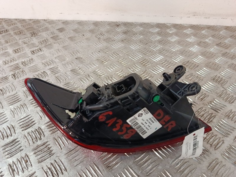Recambio de piloto trasero derecho para renault clio iv (bh_) 0.9 tce 90 referencia OEM IAM 265502631R  