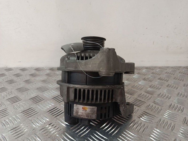 Recambio de alternador para bmw 5 (e39) 530 d referencia OEM IAM 0986044841  