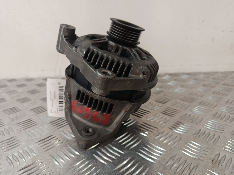 Recambio de alternador para bmw 5 (e39) 530 d referencia OEM IAM 0986044841  