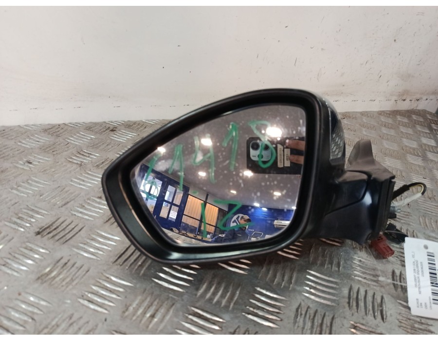 Recambio de retrovisor izquierdo para peugeot 208 i (ca_, cc_) 1.2 puretech 82 referencia OEM IAM 232636205  