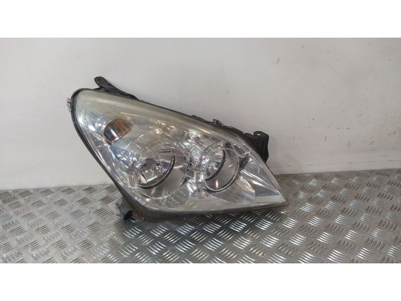 Recambio de faro derecho para opel astra h (a04) 1.7 cdti (l48) referencia OEM IAM 93190070  