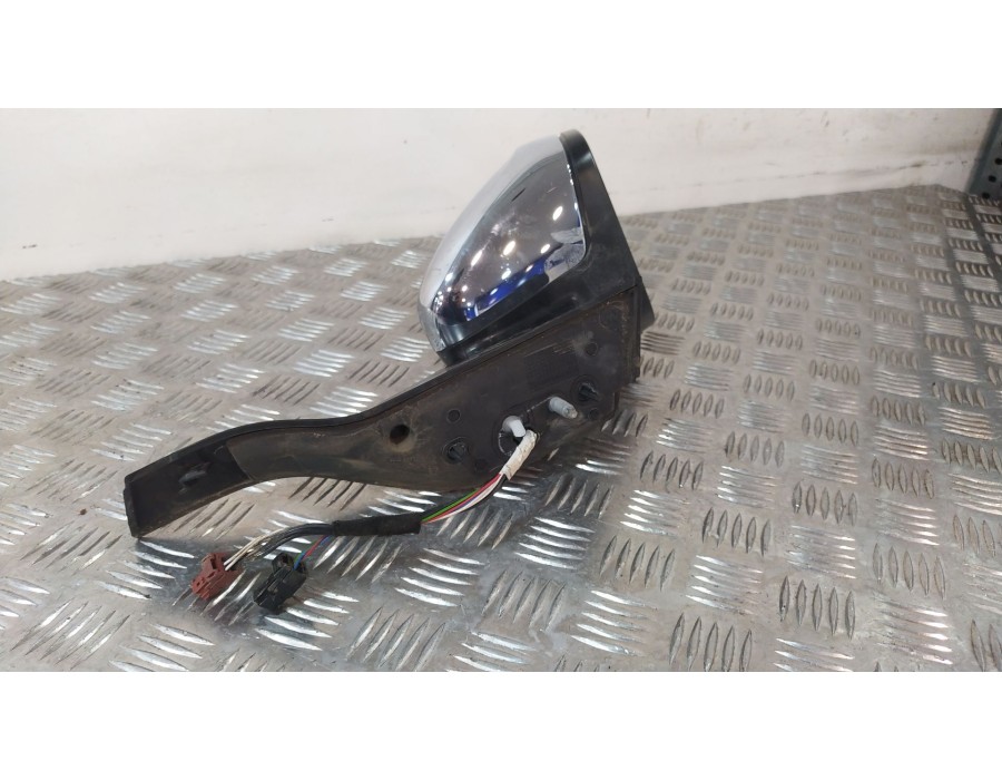 Recambio de retrovisor derecho para peugeot 208 i (ca_, cc_) 1.2 puretech 82 referencia OEM IAM 232673078  