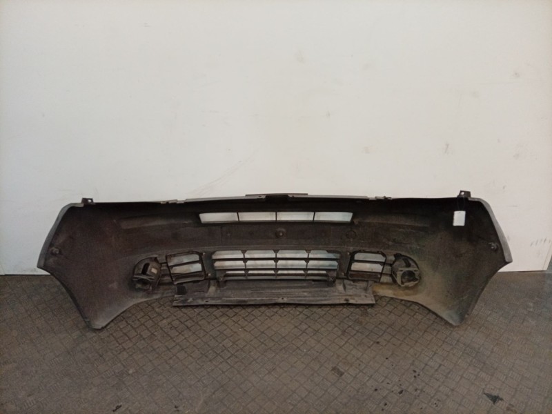 Recambio de paragolpes delantero para renault trafic ii autobús (jl) 2.5 dci 135 (jl0d) referencia OEM IAM 8200200609  
