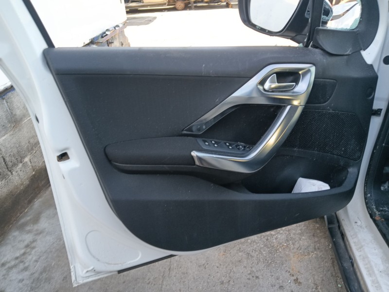 peugeot 2008 i (cu_) del año 2014