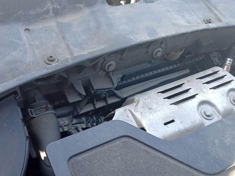 Recambio de electroventilador para peugeot 2008 i (cu_) 1.2 thp 130 / puretech 130 referencia OEM IAM 9801666680  