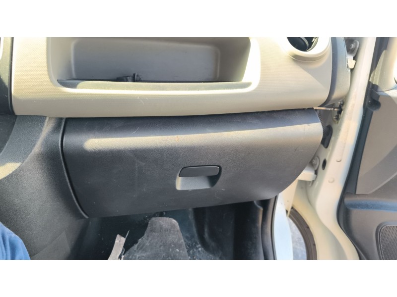 Recambio de guantera para renault trafic iii furgoneta (fg_) 1.6 dci 120 (fgmb) referencia OEM IAM 685002973R  