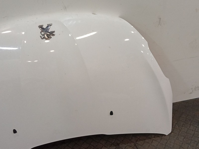 Recambio de capot para peugeot 208 i (ca_, cc_) 1.2 puretech 82 referencia OEM IAM 9670851880  