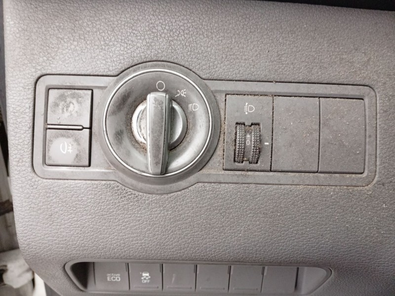 Recambio de mando luces para hyundai h350 furgoneta 2.5 crdi referencia OEM IAM 9331059800  