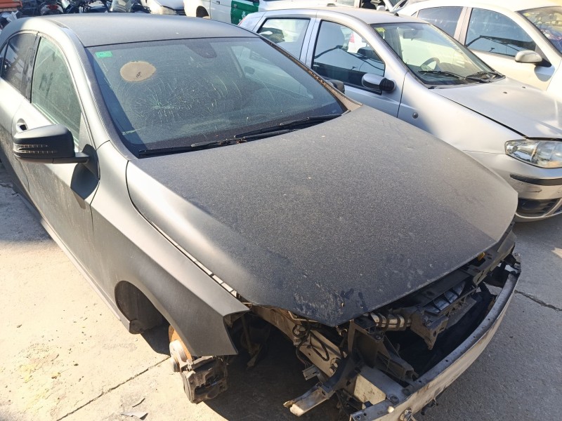 Recambio de capot para mercedes-benz clase a (w176) referencia OEM IAM A1768800057  