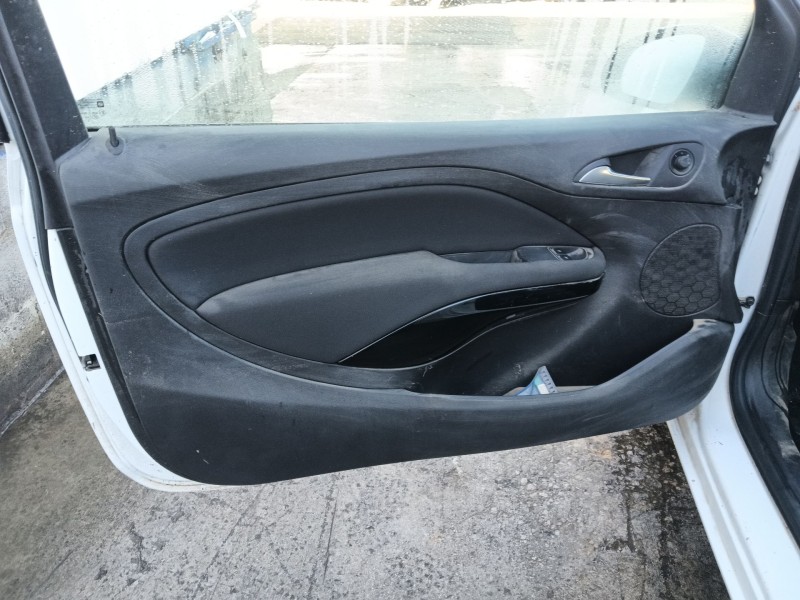 opel adam (m13) del año 2019
