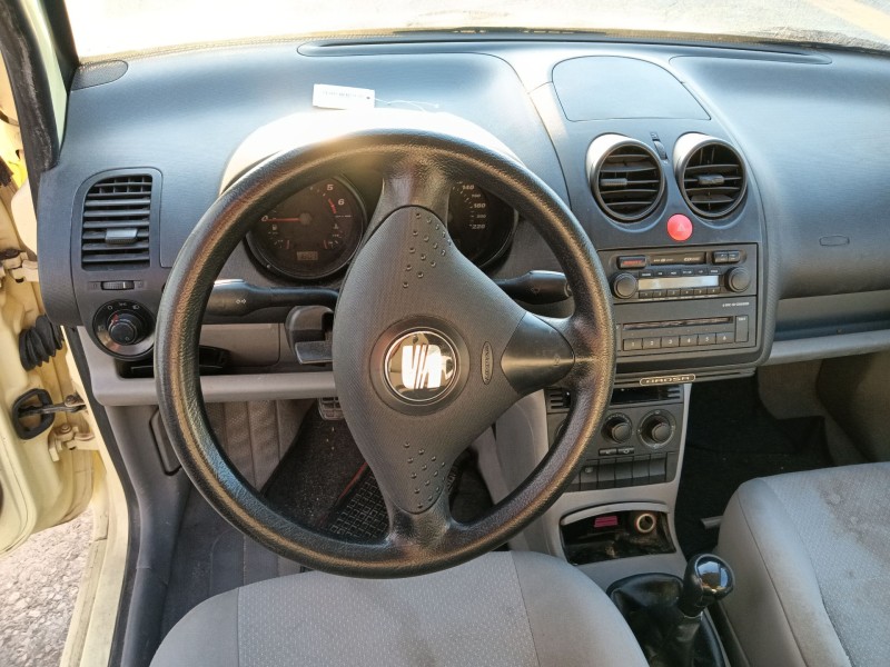 seat arosa (6h1) del año 2002