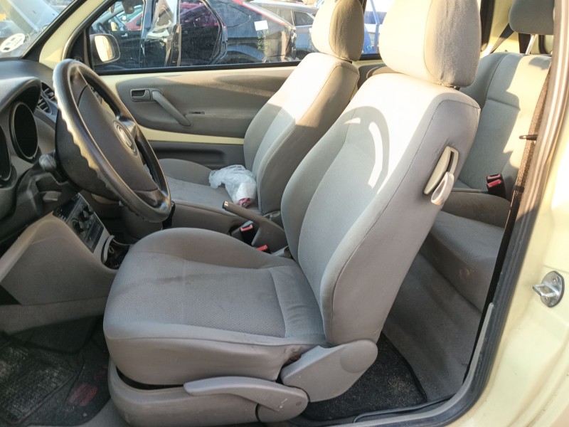 seat arosa (6h1) del año 2002