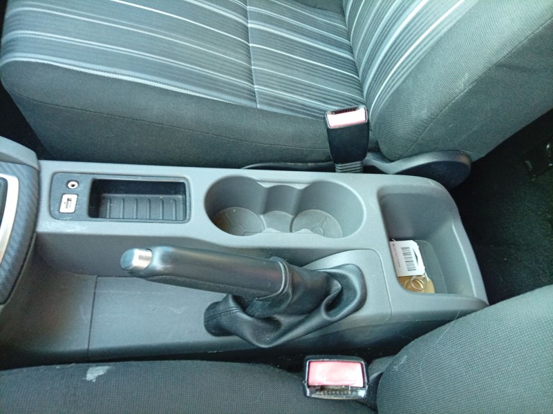 Recambio de consola central para ford focus ii (da_, hcp, dp) 1.8 tdci referencia OEM IAM   
