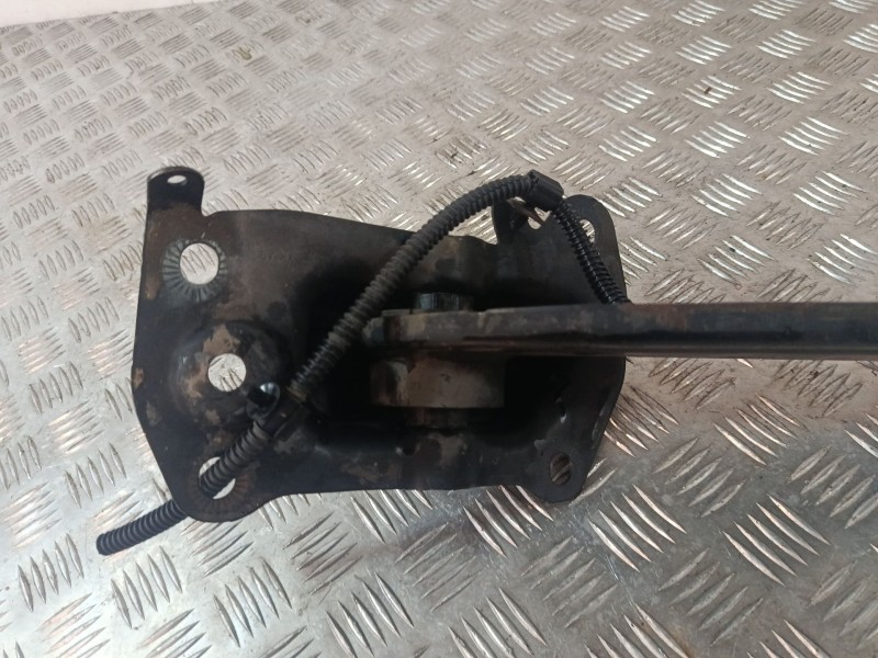 Recambio de brazo suspension inferior trasero derecho para volkswagen tiguan (5n1) 2.0 tdi referencia OEM IAM 3C0505226A  