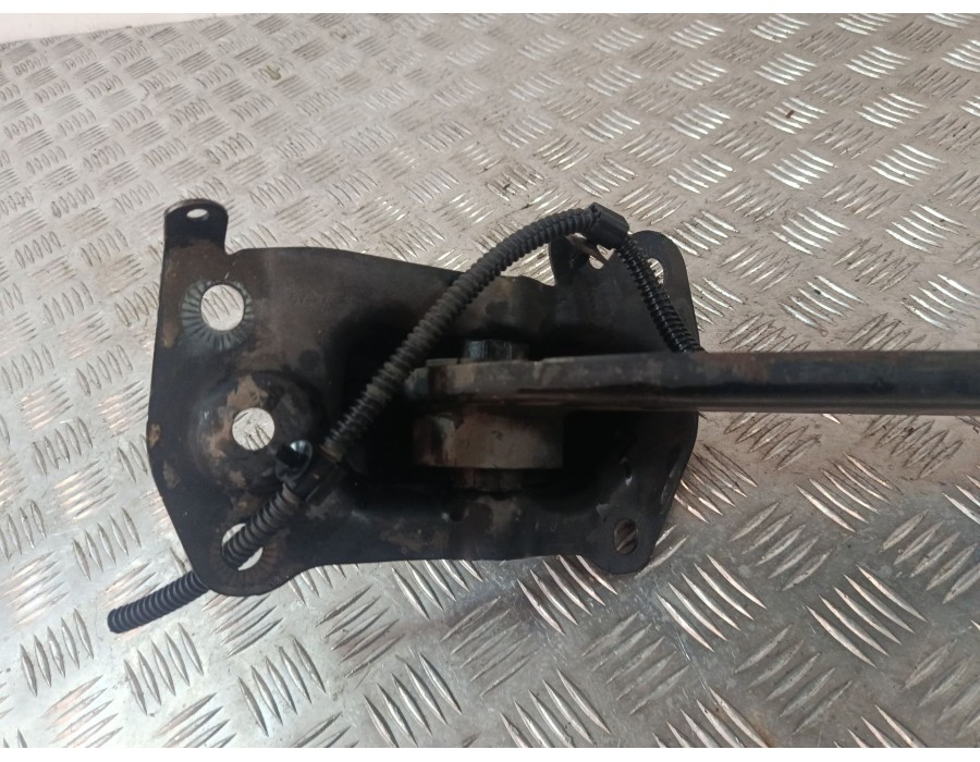 Recambio de brazo suspension inferior trasero derecho para volkswagen tiguan (5n1) 2.0 tdi referencia OEM IAM 3C0505226A  