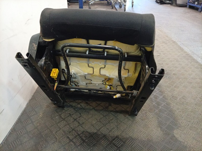 Recambio de asiento delantero derecho para citroën c3 iii (sx) 1.2 puretech 82 referencia OEM IAM 9813461080  