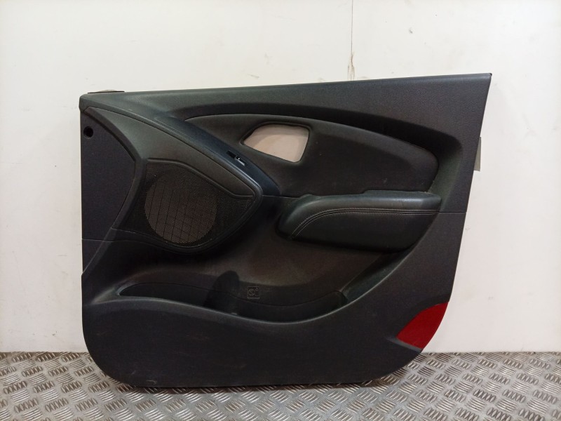 Recambio de guarnecido puerta delantera derecha para hyundai ix35 (lm, el, elh) 1.6 referencia OEM IAM 823022Y0109P  