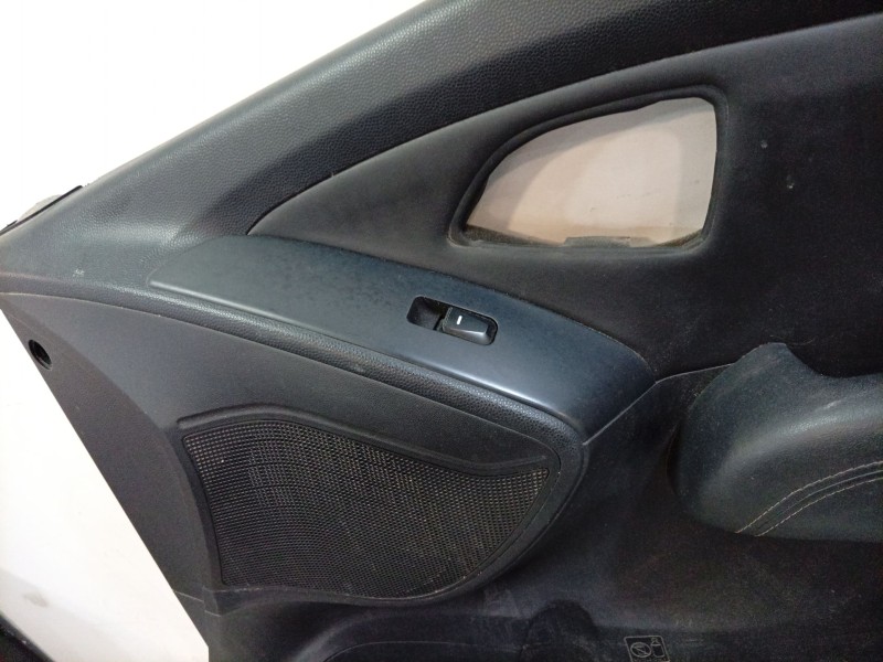 Recambio de guarnecido puerta delantera derecha para hyundai ix35 (lm, el, elh) 1.6 referencia OEM IAM 823022Y0109P  