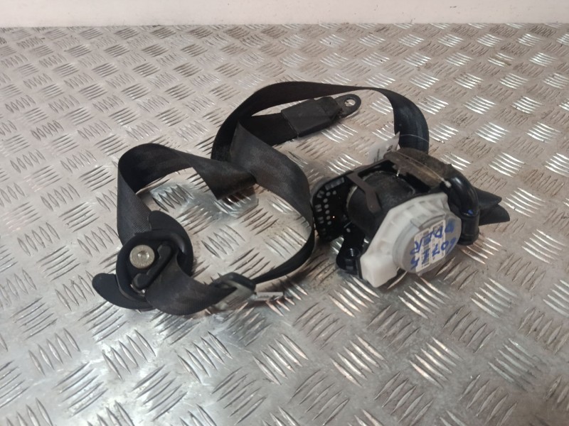 Recambio de cinturon seguridad delantero derecho para audi a1 (8x1, 8xk) 1.6 tdi referencia OEM IAM 8X3857706  