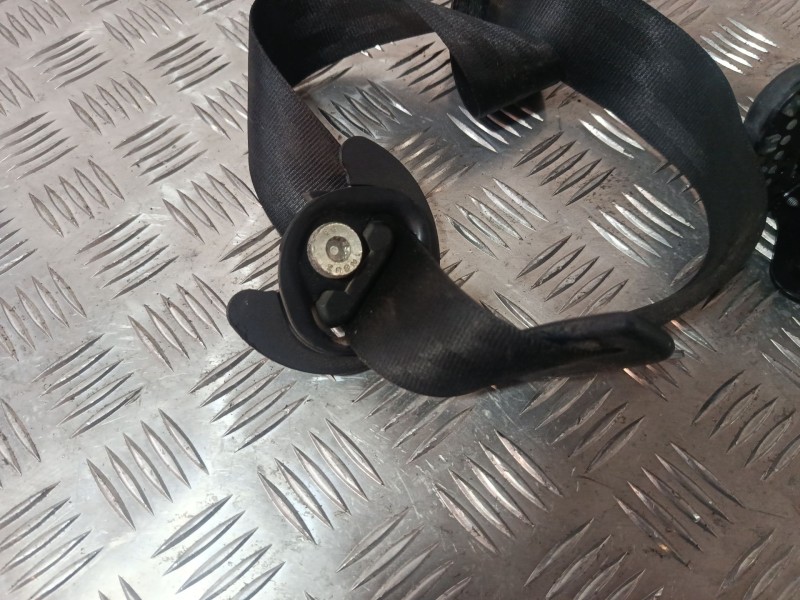 Recambio de cinturon seguridad delantero derecho para audi a1 (8x1, 8xk) 1.6 tdi referencia OEM IAM 8X3857706  