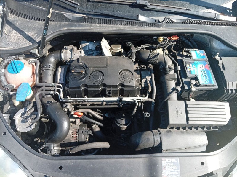 Recambio de compresor aire acondicionado para volkswagen golf v variant (1k5) 1.9 tdi referencia OEM IAM 1K0820808F  