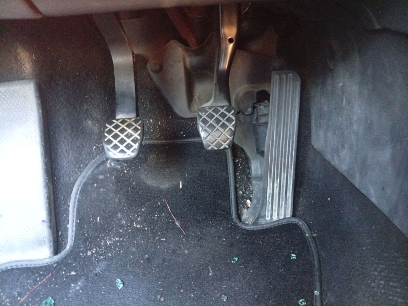 Recambio de pedal embrague para volkswagen golf v variant (1k5) 1.9 tdi referencia OEM IAM 1K1721321E  