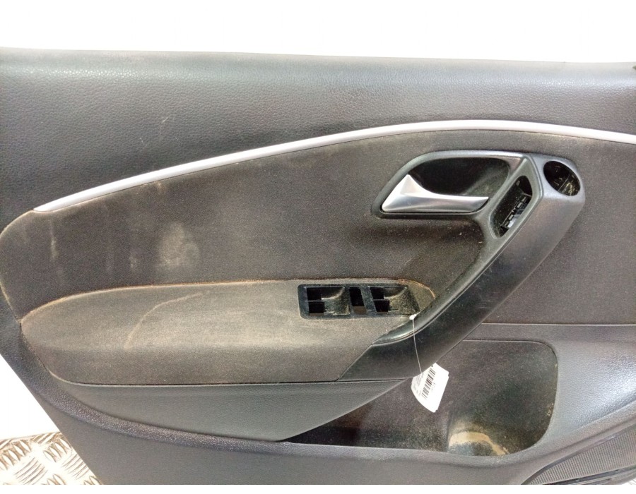 Recambio de guarnecido puerta delantera izquierda para volkswagen polo v (6r1, 6c1) 1.4 tdi referencia OEM IAM 6C4867011  