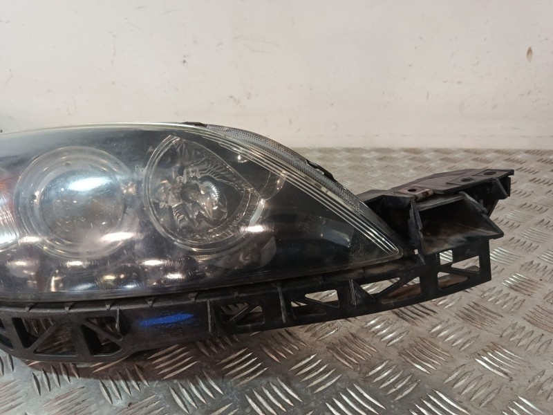 Recambio de faro derecho para mazda 3 (bk) 1.6 (bk14) referencia OEM IAM BP4K510K0F  