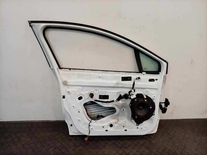 Recambio de puerta delantera izquierda para renault clio iv (bh_) 0.9 tce 90 referencia OEM IAM 801017896R  