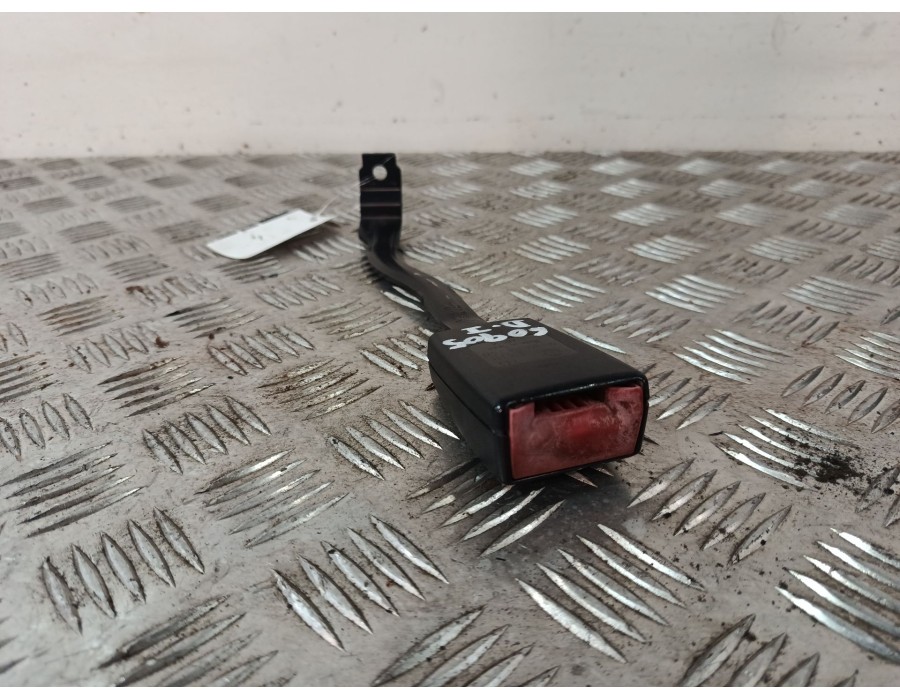 Recambio de enganche cinturon delantero izquierdo para seat altea xl (5p5, 5p8) 1.6 tdi referencia OEM IAM 5P0857755JQVZ  