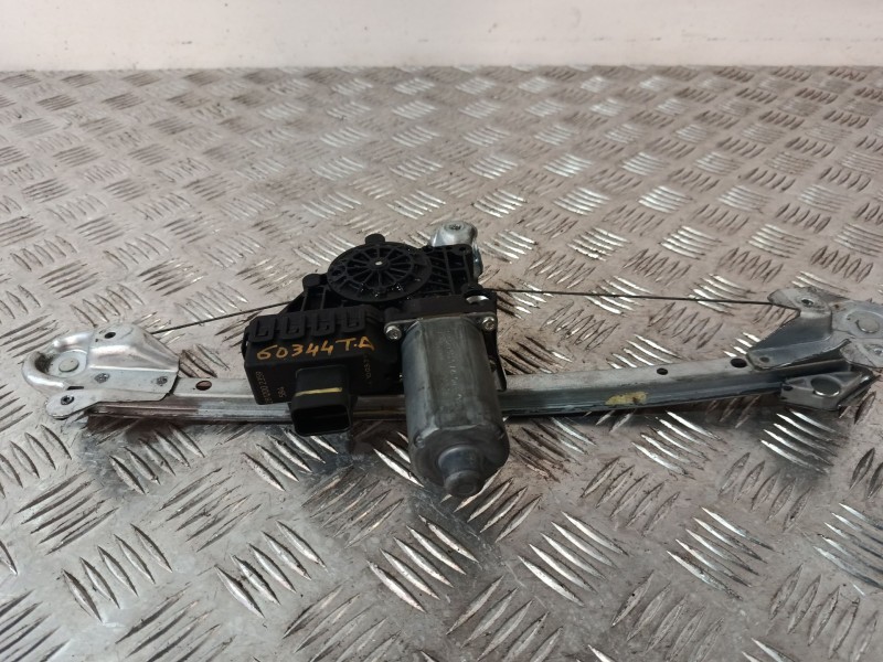 Recambio de elevalunas trasero derecho para opel astra h (a04) 1.9 cdti 16v (l48) referencia OEM IAM 130821990  