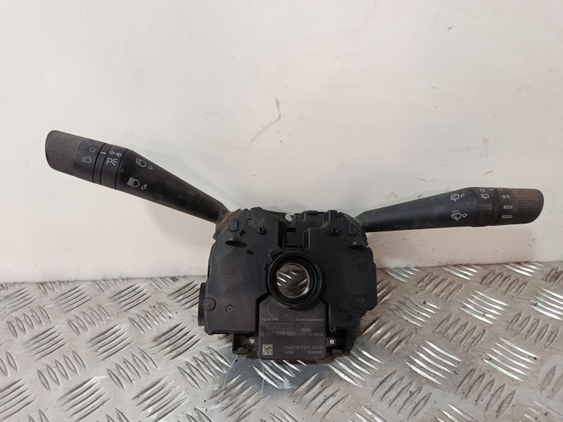 Recambio de mando luces para opel combo d 1.6 16v cdti referencia OEM IAM 073550430  