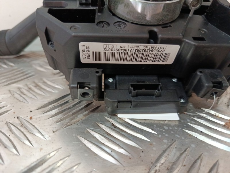 Recambio de mando luces para opel combo d 1.6 16v cdti referencia OEM IAM 073550430  