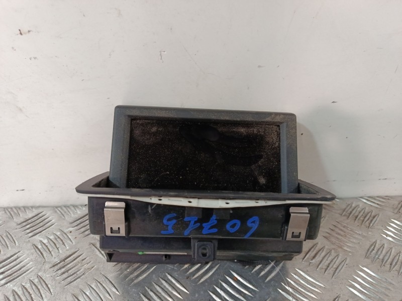 Recambio de pantalla / mando multifuncion para audi a1 (8x1, 8xk) 1.6 tdi referencia OEM IAM 8X0857273B  