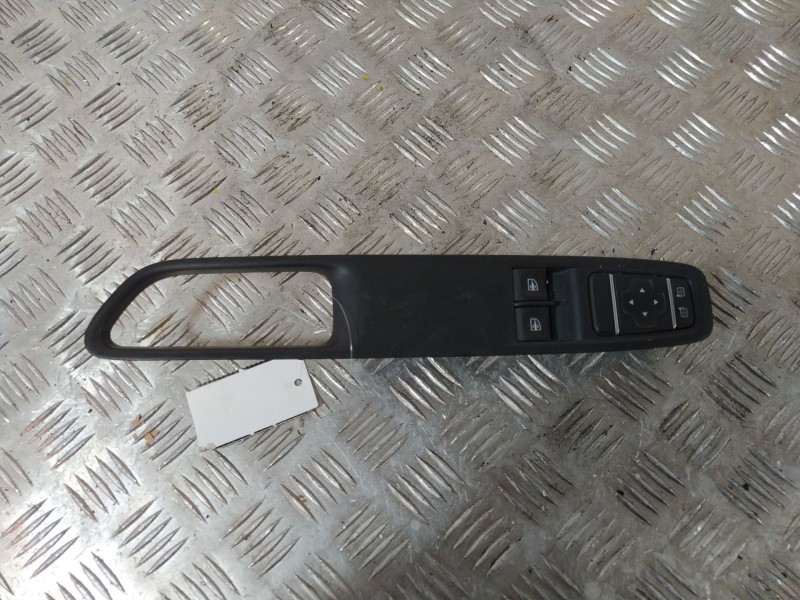 Recambio de mando elevalunas delantero izquierdo para renault clio iv (bh_) 0.9 tce 90 referencia OEM IAM 254112588R  