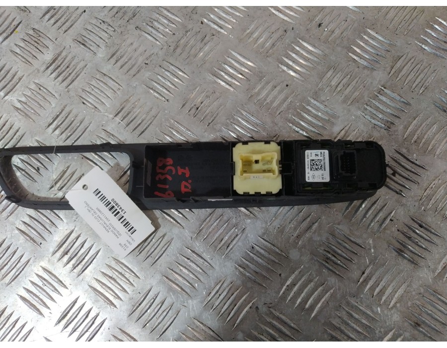 Recambio de mando elevalunas delantero izquierdo para renault clio iv (bh_) 0.9 tce 90 referencia OEM IAM 254112588R  