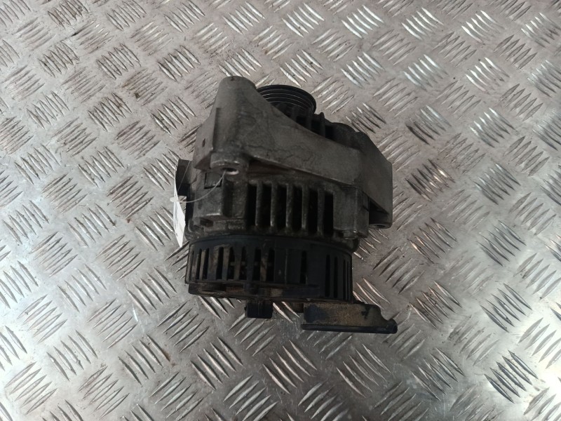 Recambio de alternador para bmw 5 (e39) 520 i referencia OEM IAM 2541770A  