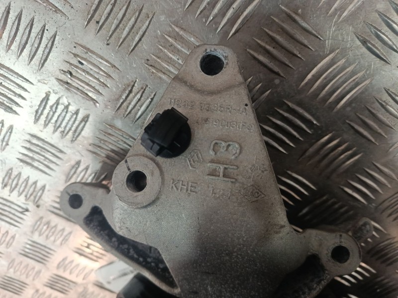 Recambio de soporte motor para renault captur ii (hf_) tce 160 (hfn1) referencia OEM IAM 112329335R  