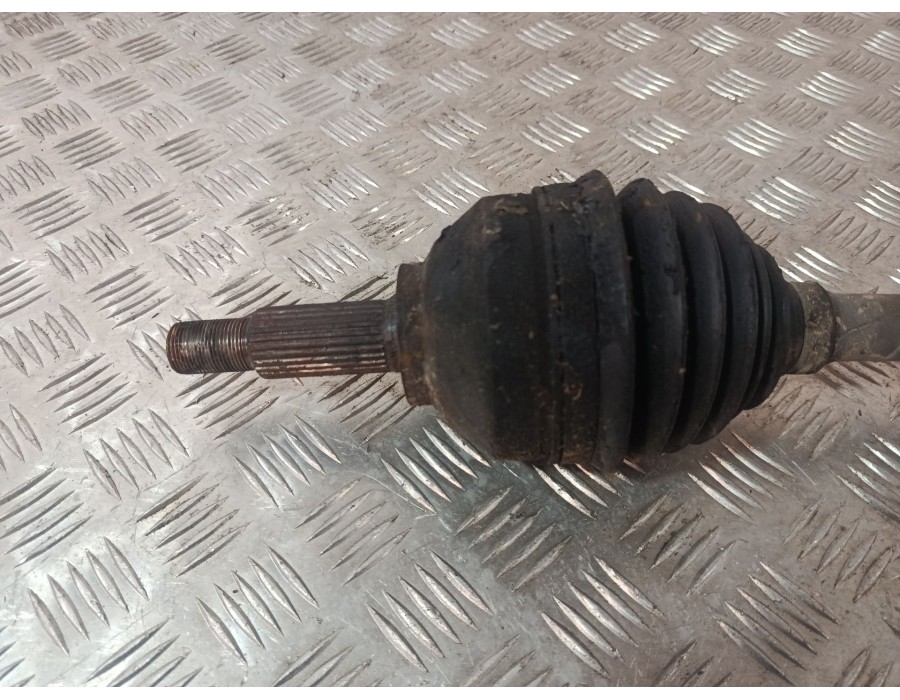 Recambio de transmision delantera izquierda para opel vivaro a furgoneta (x83) 2.0 cdti (f7) referencia OEM IAM 93856310  